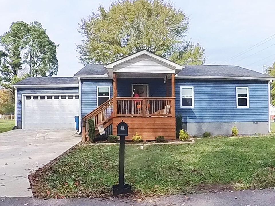 1st image of 641 Cheatham St