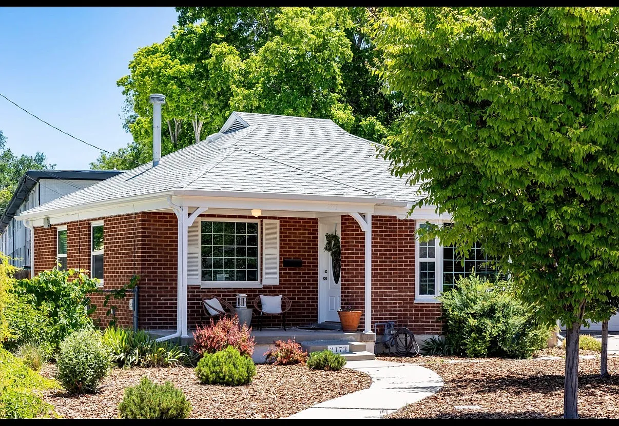 4 bed, 1805 sqft, $2,895 — Photo 1