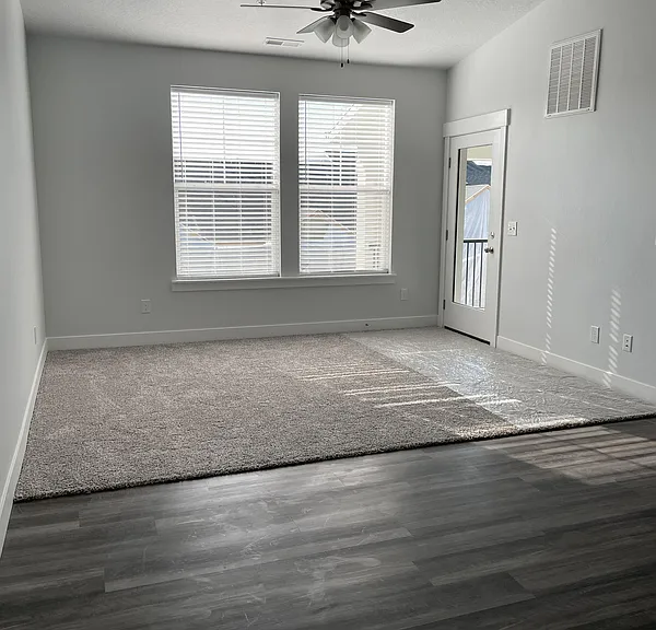 302 W 435 N #1 — Photo 6