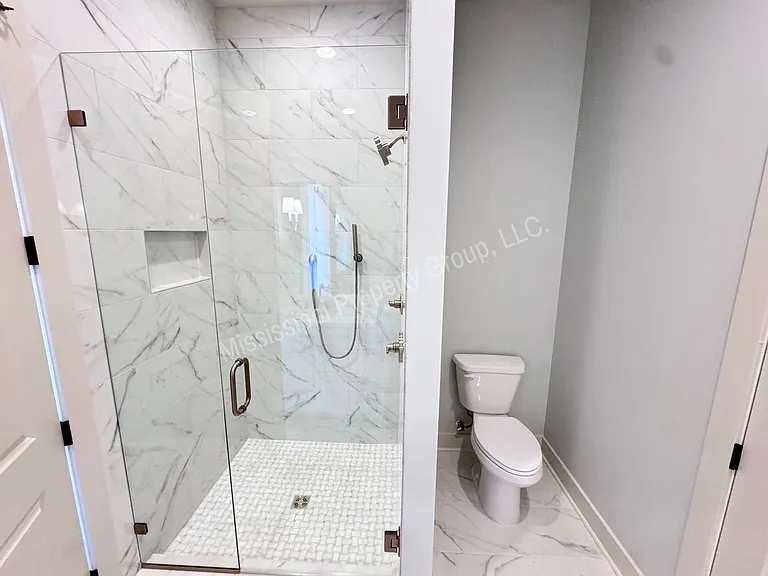 3423 Southern Way — Photo 8