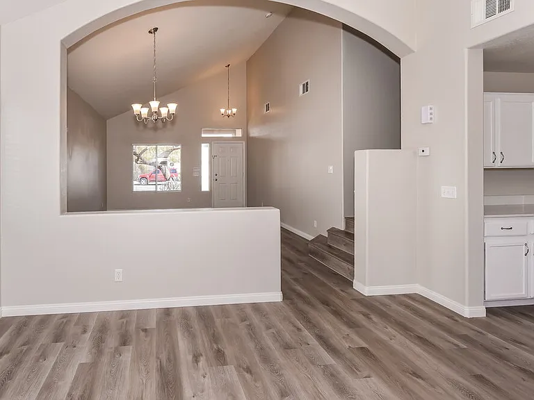 6033 Highland Gardens Dr — Photo 9