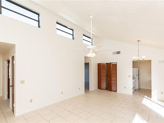 4th image of 2428 Barbados Dr #2428
