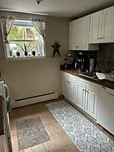 15 Earl Ave — Photo 2