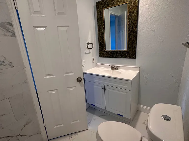 Dalewood Ln — Photo 18