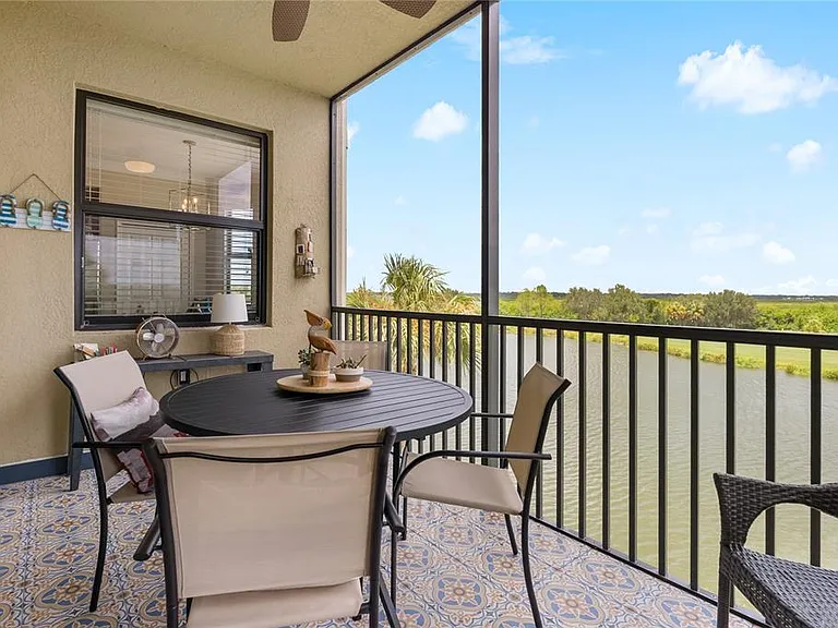 7015 River Hammock Dr #306 — Photo 4