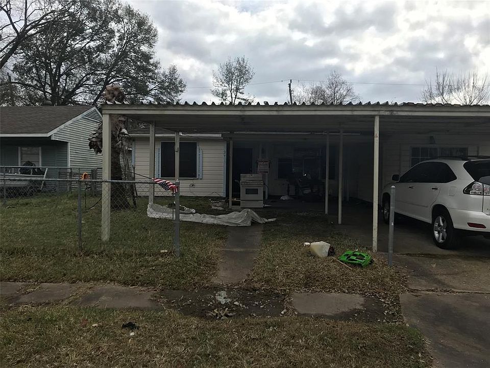 1st image of 2406 Rosemead Dr