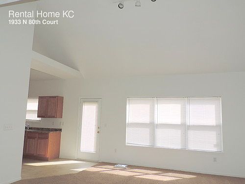 3rd image of 1933 N 80th Ct