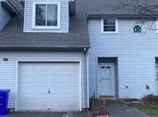 190 Tomlinson Ave APT 15D, Plainville, CT 06062