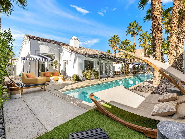 45420 Desert Fox Dr — Photo 6