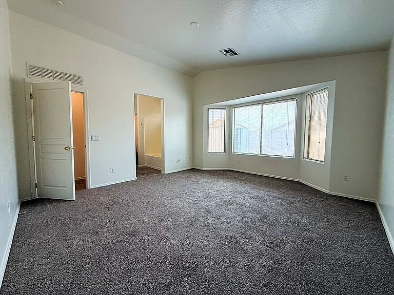 8062 W North Ln #109THDR — Photo 16