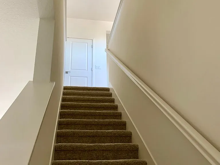 2050 Brighton Dr — Photo 26