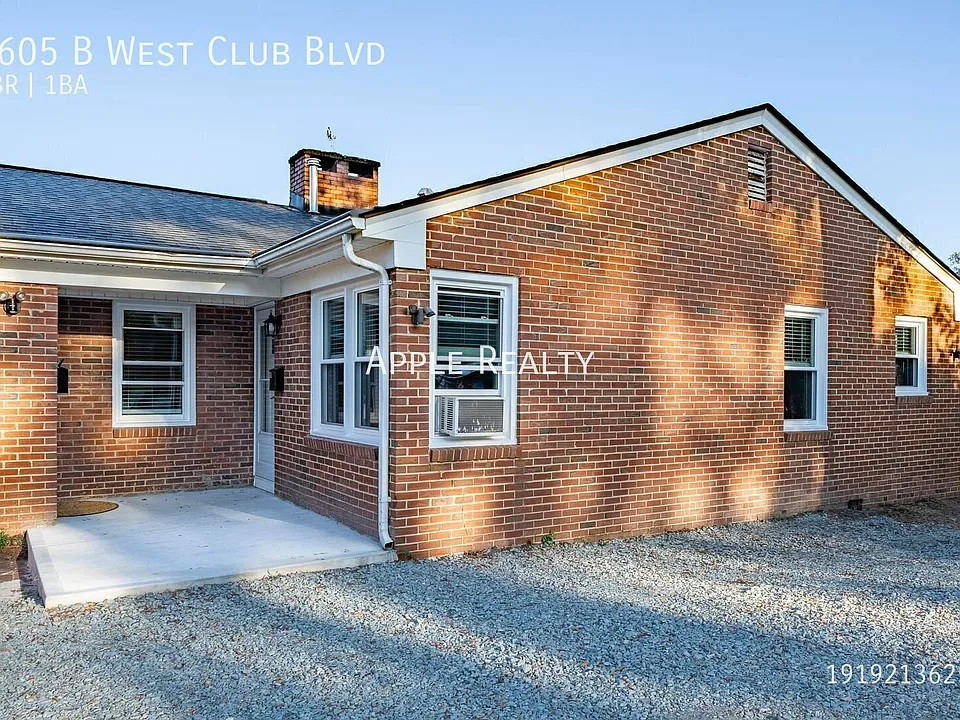 1605 W Club Blvd #B
