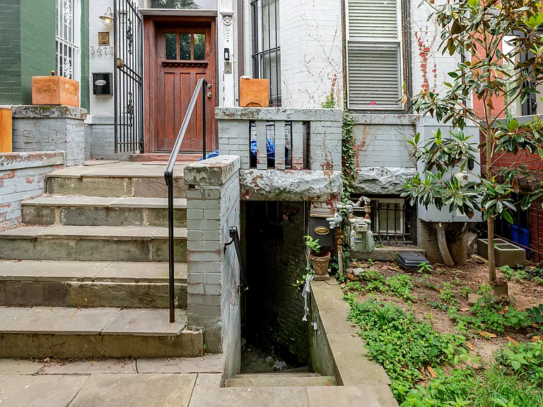 3415 Brown St NW #EB — Photo 16