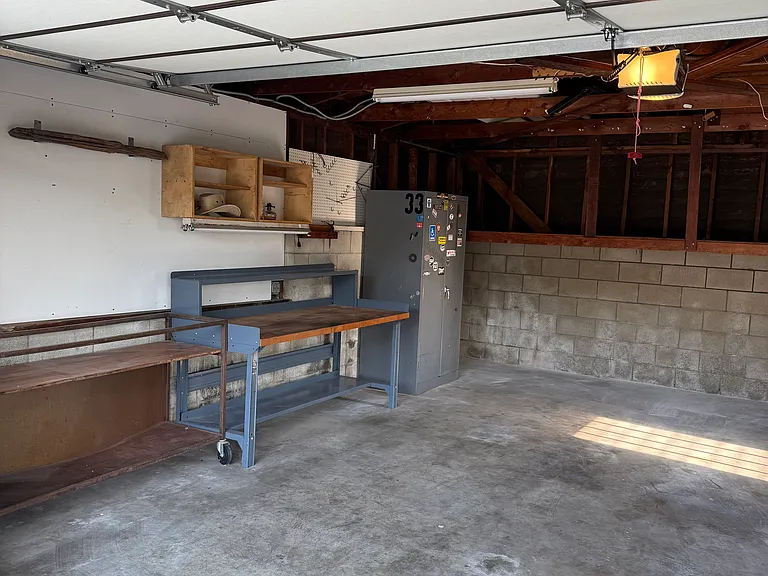 1620 N Avenue 55 — Photo 8