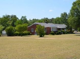 2795 Bethune Rd, Bethune, SC 29009