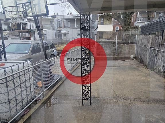 4th image of 1040 Madison Ave