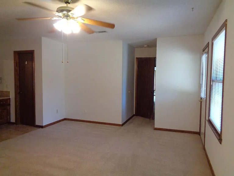 103 Kramer Ct — Photo 15