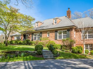 140 Pecksland Rd, Greenwich, CT 06831