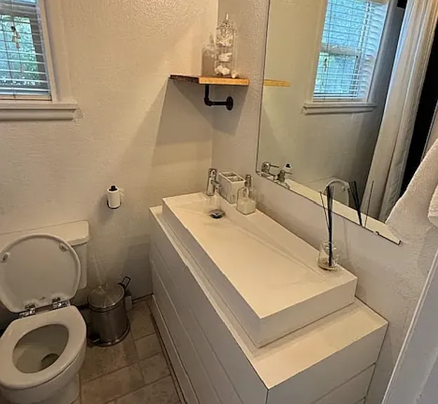 1124 Colorado Ave — Photo 8