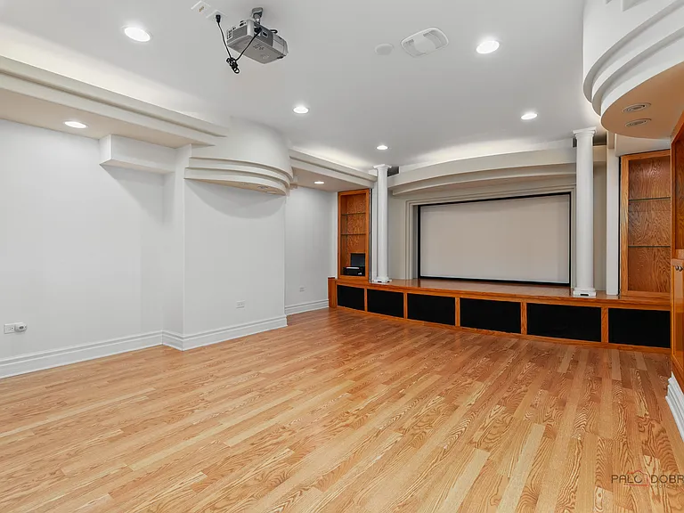 312 Camargo Ct — Photo 50