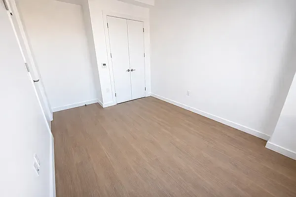 Bedroom, photo 1