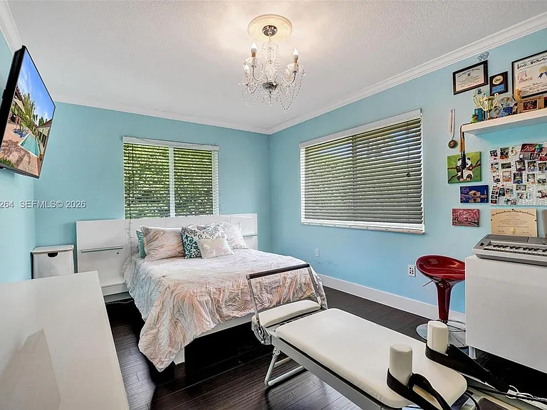 7335 SW 79th St — Photo 52