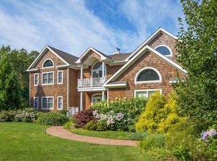 19 Deer Path, Quogue, NY 11959