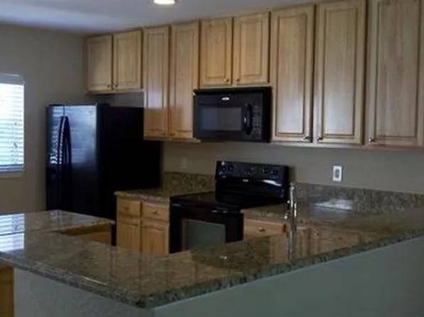 625 SW 1st Ave, Pompano Beach, FL 33060