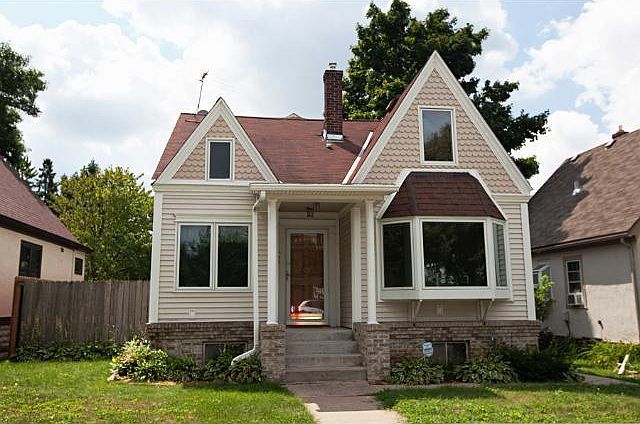 1st image of 1564 Sargent Ave