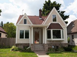 1564 Sargent Ave, Saint Paul, MN 55105