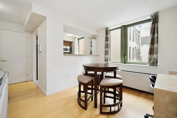 Rented by Keller Williams NYC | media 36