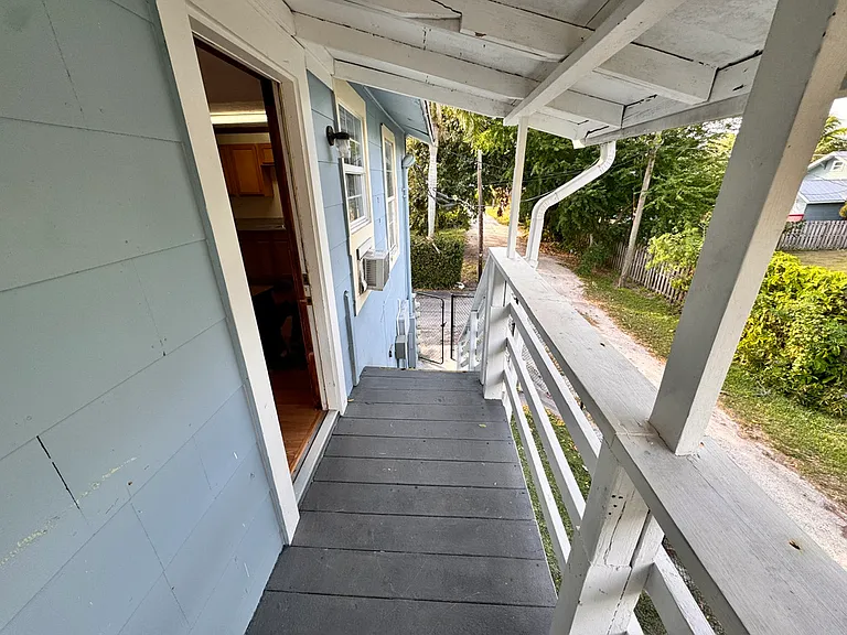 2637 2nd St #B4 — Photo 22