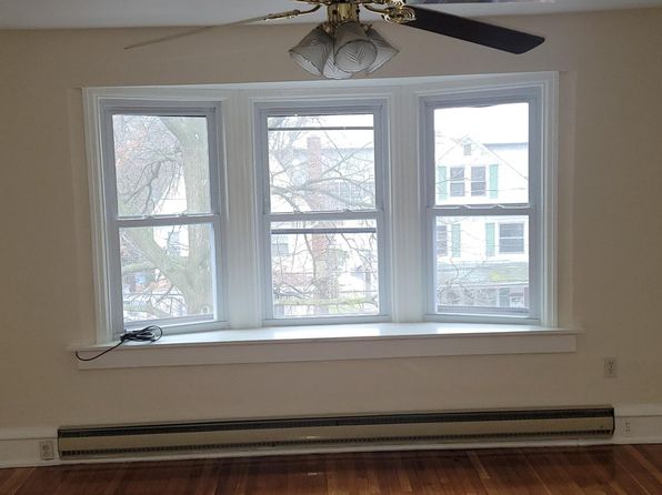 46 E Vaughn St APT 3