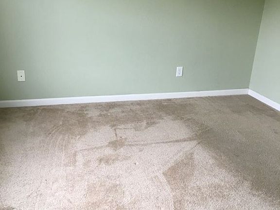 3rd image of 486 Saratoga Ct