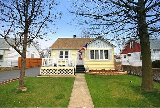 1st image of 9527 Natoma Ave