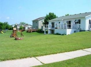 315 Kleine St, Deerfield, WI 53531