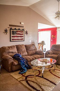 3rd image of 1385 Legend Oak Dr
