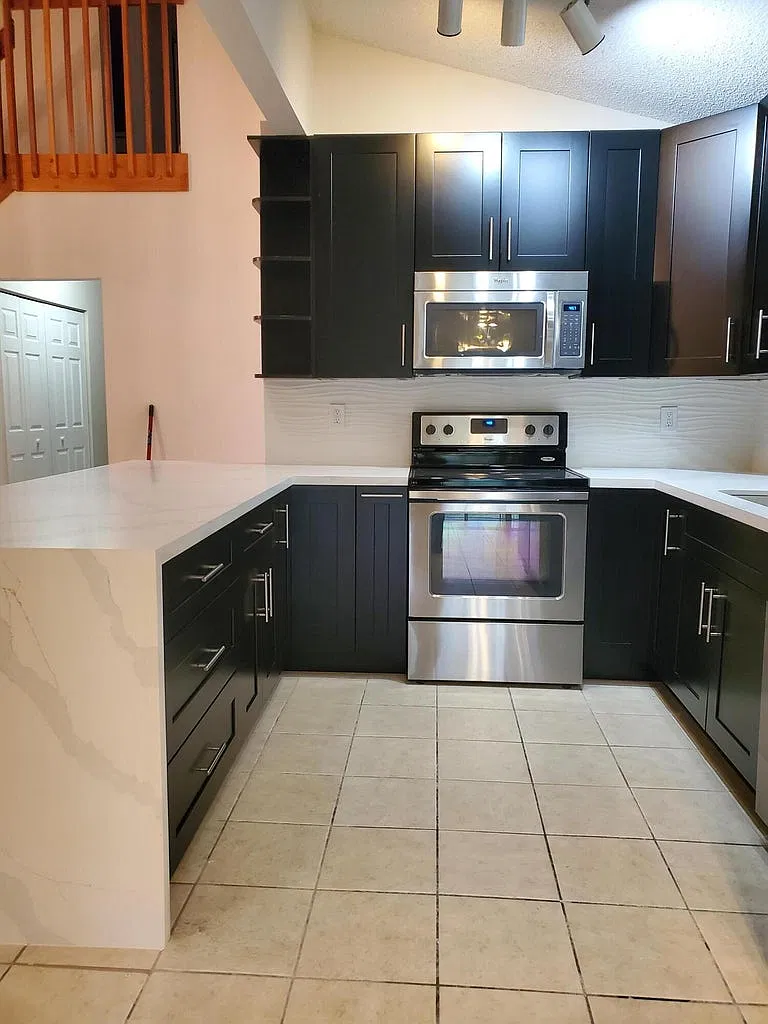 7342 Pinewalk Dr S — Photo 2