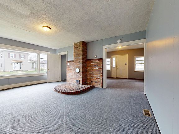 3rd image of 30 Auburn Ave