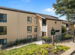 2034 Swallow Hill Rd APT 310, Pittsburgh, PA 15220