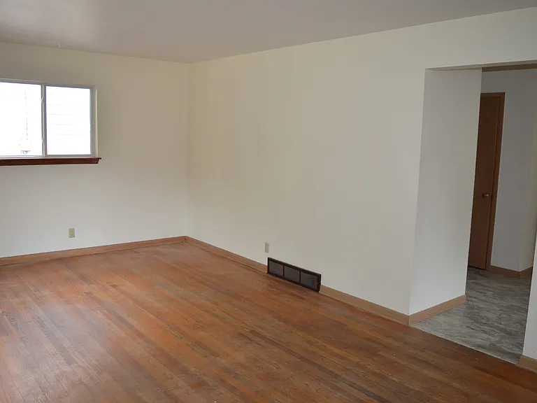 149 Leon St #1 — Photo 7