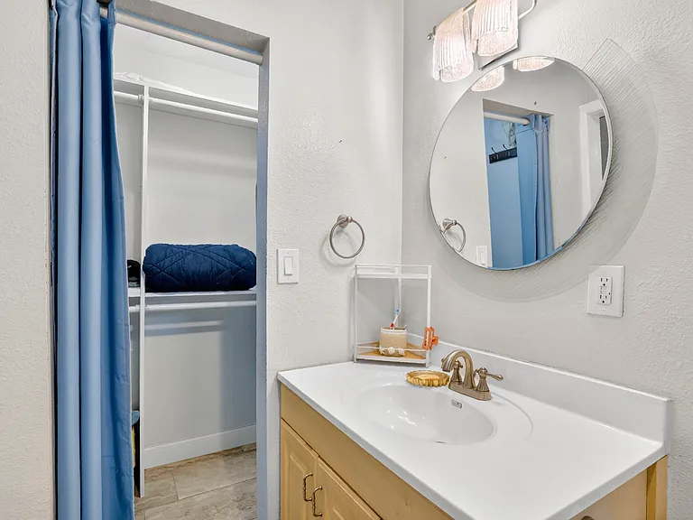 3207 Marine Dr #D — Photo 21