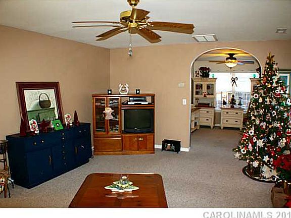 3rd image of 14215 Carolina Forest Ct