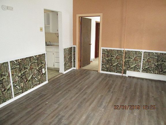 4th image of 1318 Crosby St
