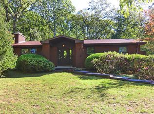 2732 Oakshire Cir, Cape Girardeau, MO 63701