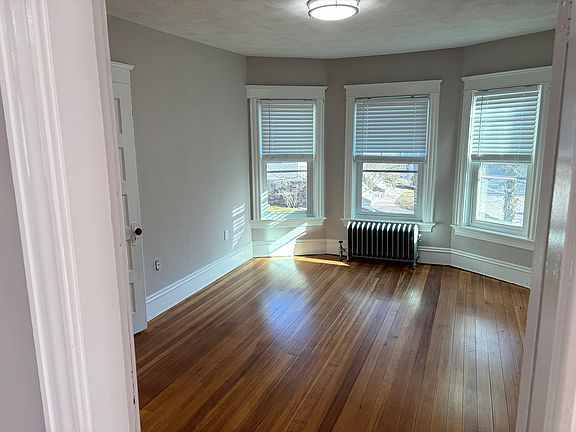 5th image of 162 Elm St #2