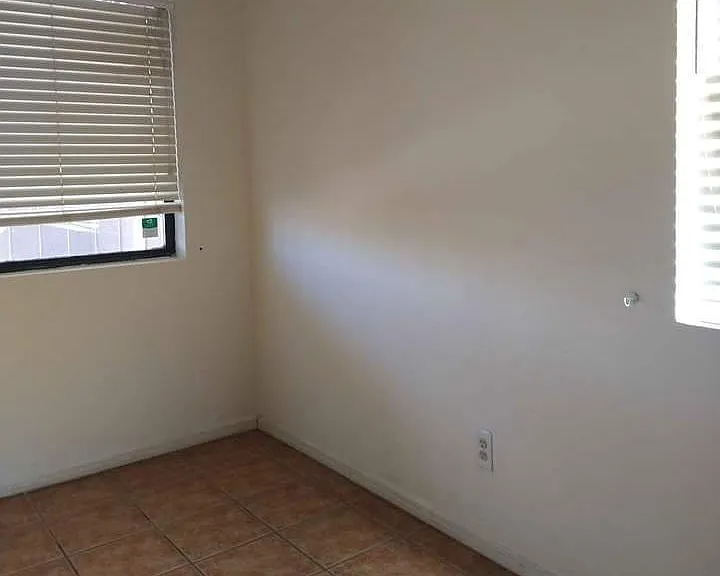520 Foyt Dr SW — Photo 9