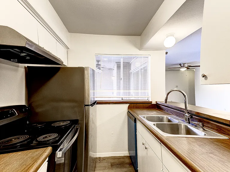5150 Amesbury Dr #224 — Photo 13
