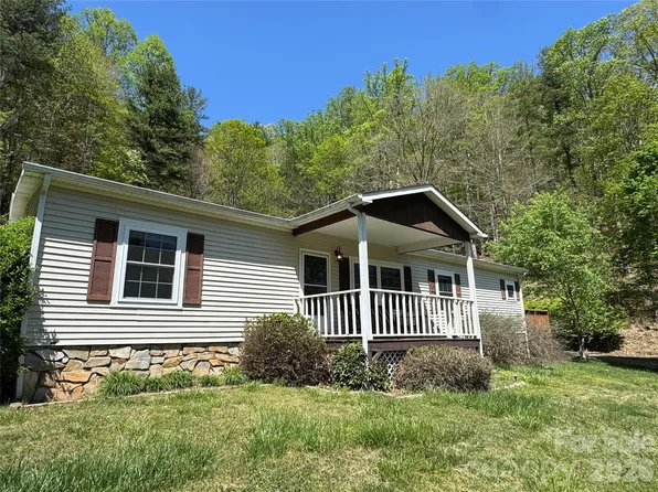 942 Fisher Branch Rd, Marshall, NC 28753