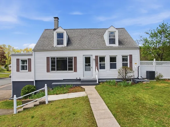 304 High St, Randolph, MA 02368
